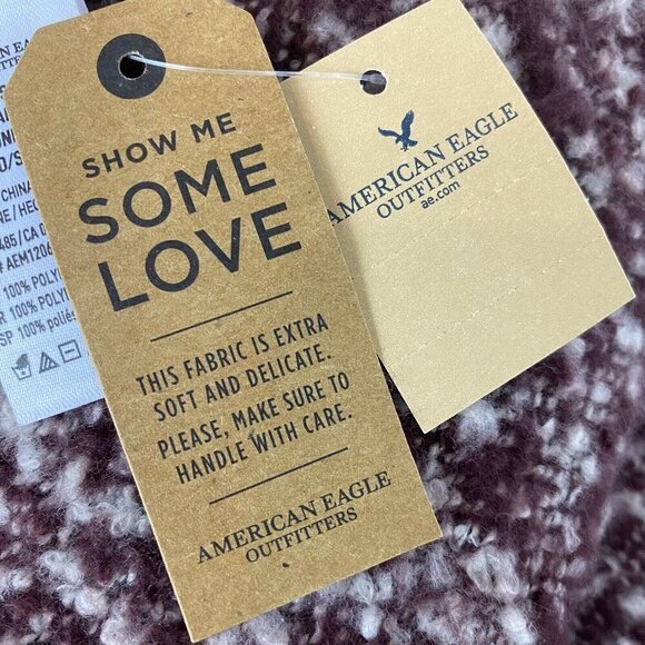 American Eagle Cozy Boucle Fringed Throw Blanket Burgundy White 36x72 Polyester - Picture 4 of 6